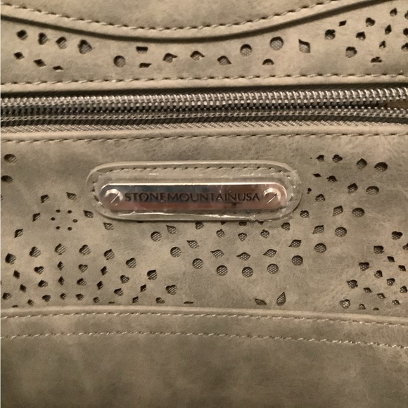 Stone Mountain USA  crossbody - Picture 2 of 3